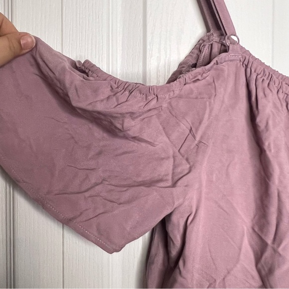 Torrid Challis Eyelet Border Cold Shoulder Top in elderberry blush pink … - Picture 15 of 16